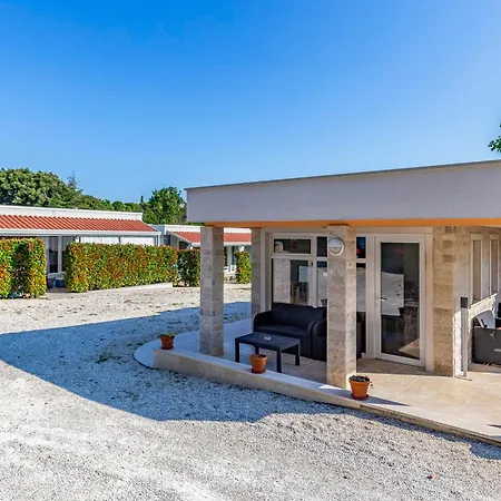 Mobile Superior-5 By Interhome Ferienhaus Pula
